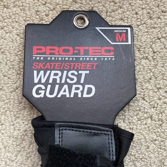 Pro-Tec Wrist Guard - Picture 3 of 6